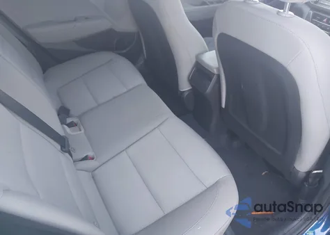 2017 Hyundai Elantra Se z USA, uszkodzony, nr VIN 5NPD74LF7HH100311